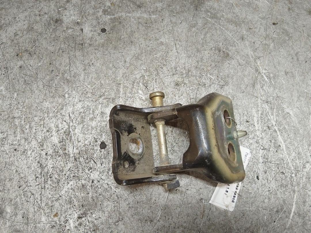 Петля двери задней левой 5OZC3E Peugeot 307 купить в магазине запчастей бу