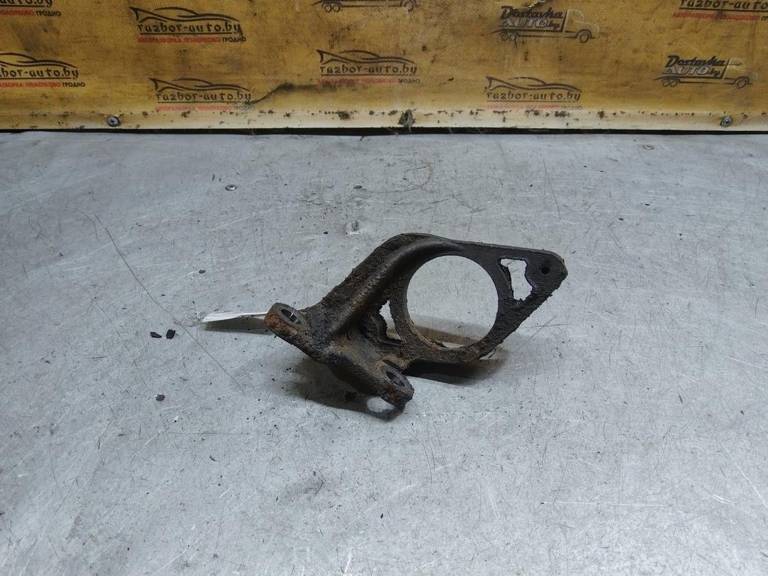 Кронштейн полуоси 62M467 Renault Laguna