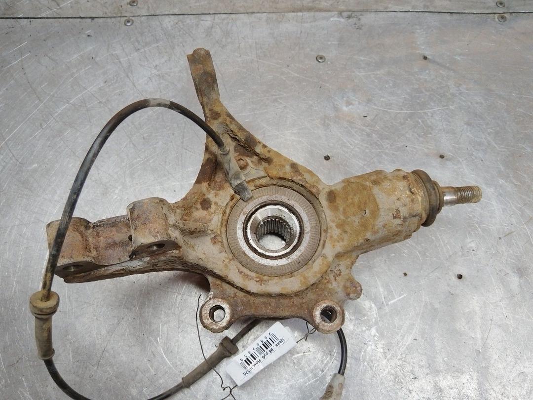 Кулак поворотный правый 4Y9QR1 Peugeot 307 купить с доставкой