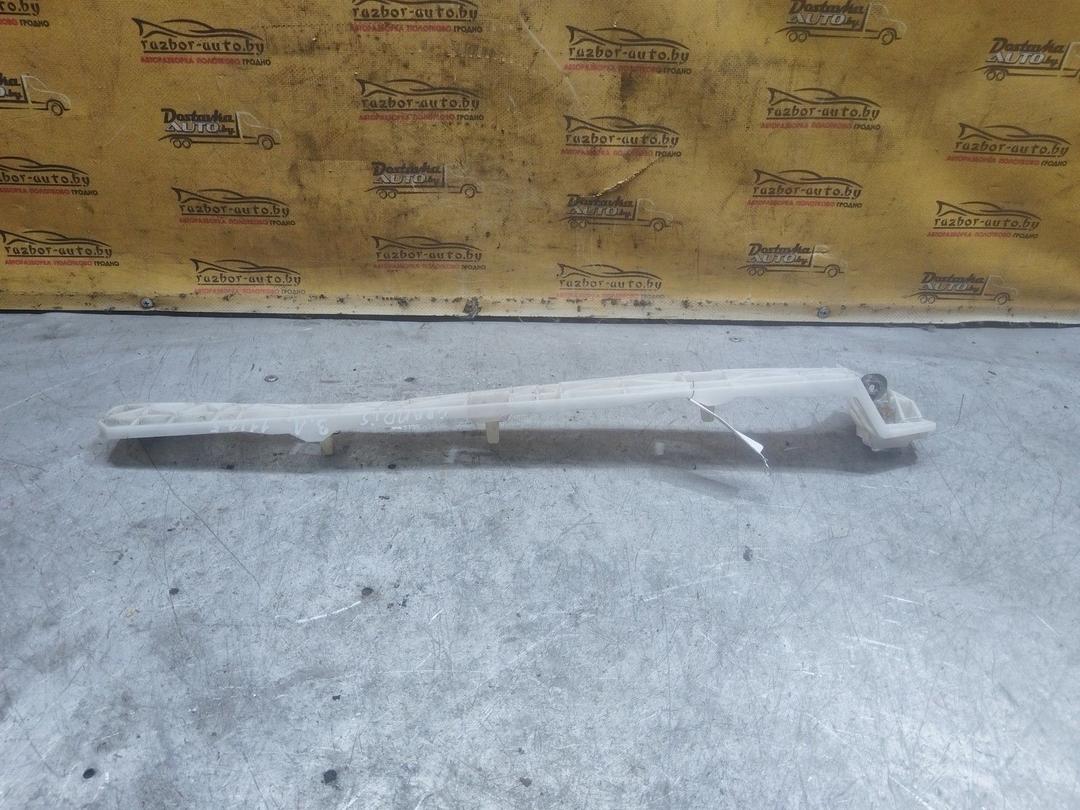 Кронштейн крепления бампера заднего 9XY62V Mitsubishi Grandis купить с доставкой