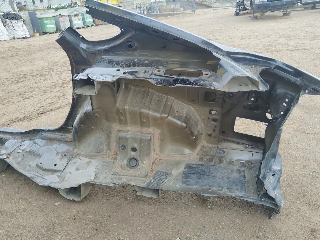 Крыло заднее правое 7Z2X01 Ford Fusion купить на авторазборке