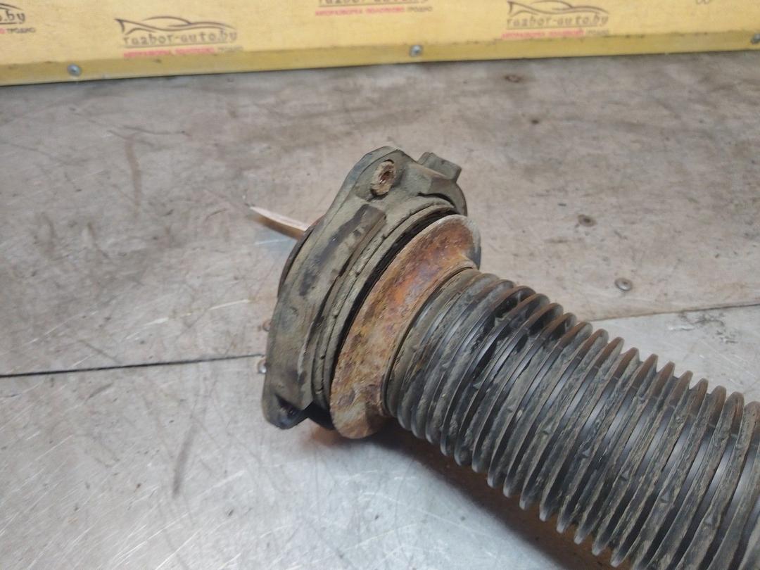 Амортизатор передний правый 640M1A Volkswagen Caddy купить в магазине запчастей бу