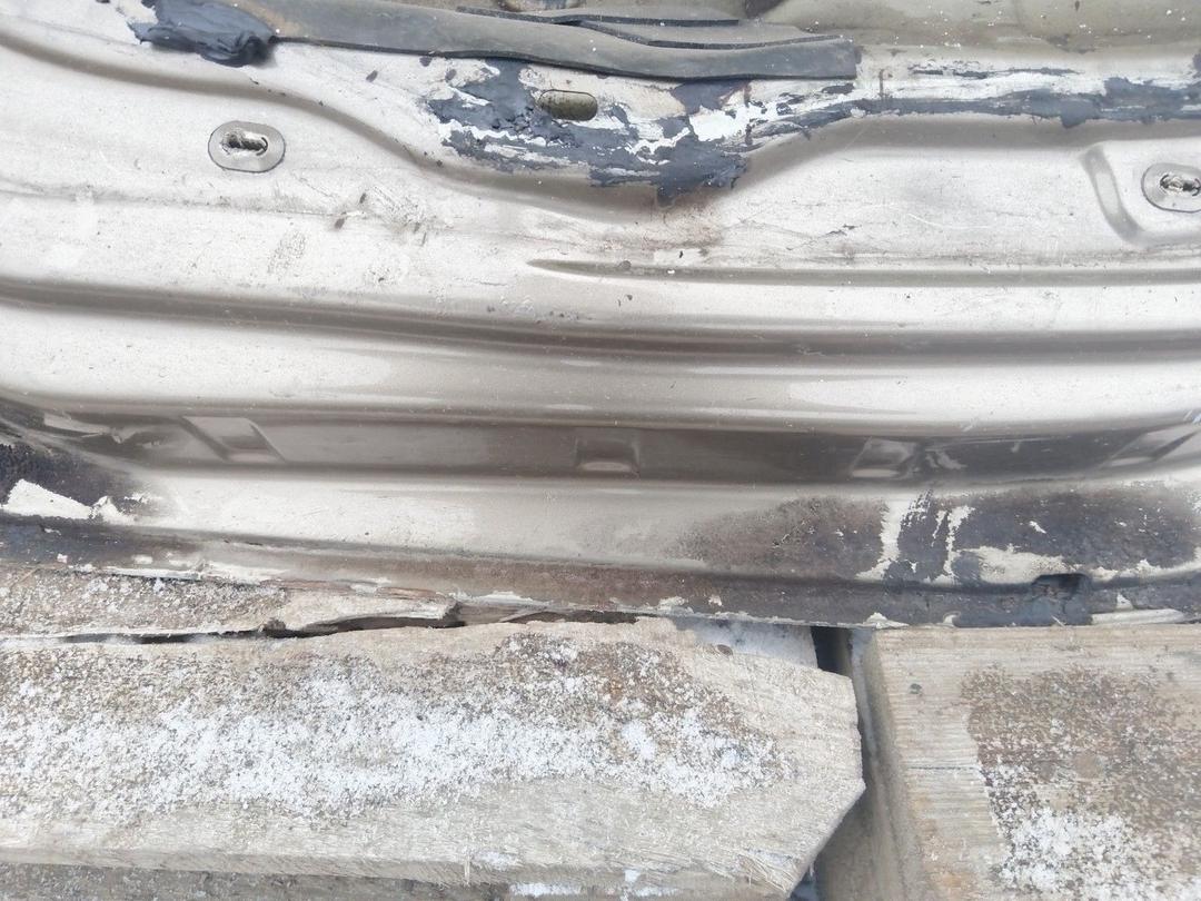 Дверь задняя правая YO6Z08 Renault Scenic купить с доставкой. Огромный выбор запчастей и марок авто. У нас есть практически все.