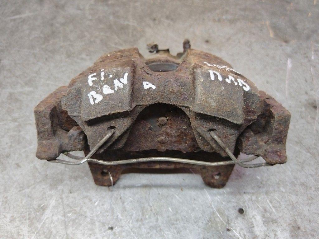 Суппорт передний левый 0M85JB Fiat 