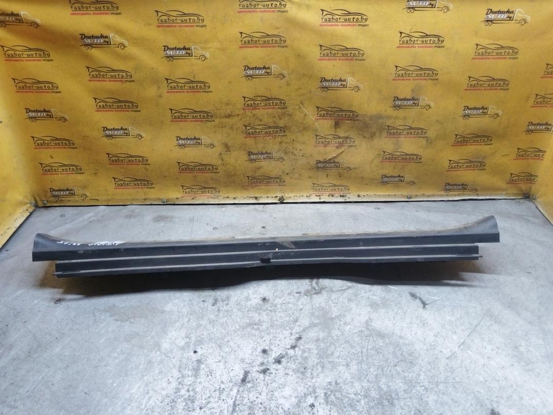 Накладка замка багажника FYJN17 Toyota Avensis купить с доставкой