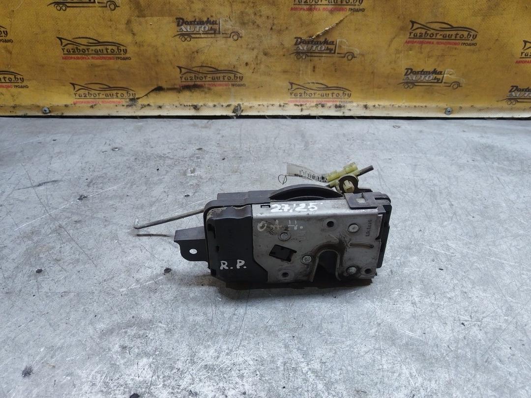 Замок двери передней правой X1EQQS Opel Astra купить