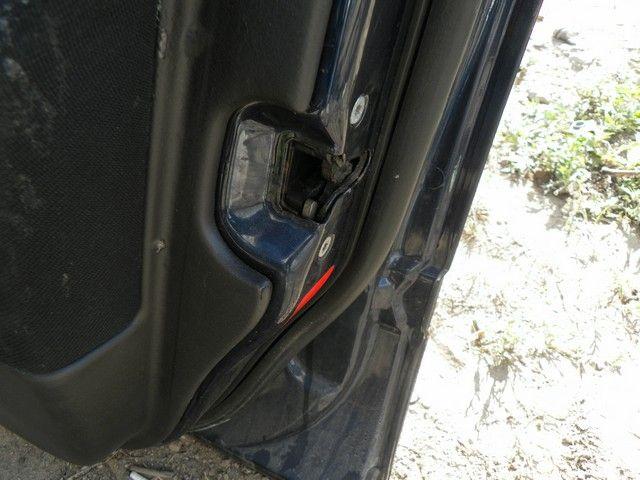 Замок двери передней правой LFRYR6 Peugeot 607 купить