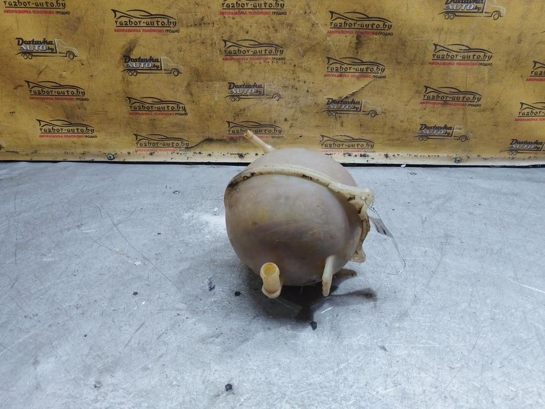 Бачок расширительный YE956F Volkswagen Golf купить в магазине запчастей бу