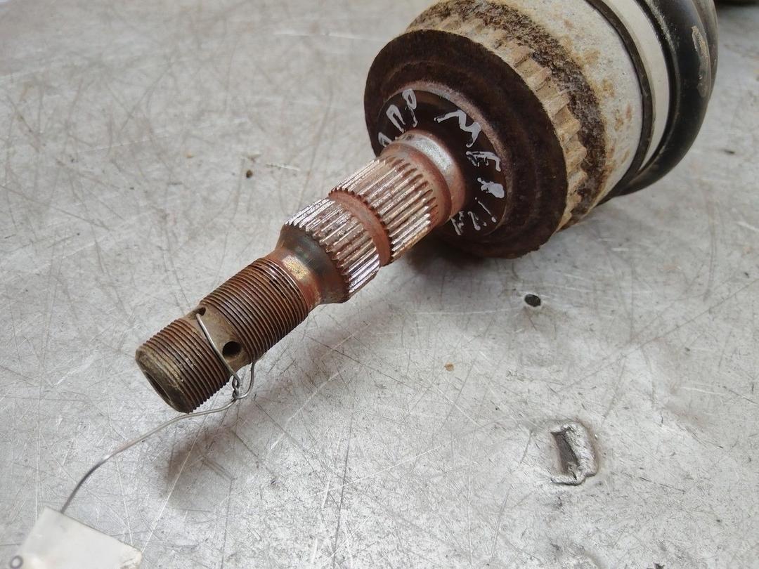 Полуось передняя правая (приводной вал, ШРУС) E1ZOXU Opel Meriva купить с доставкой