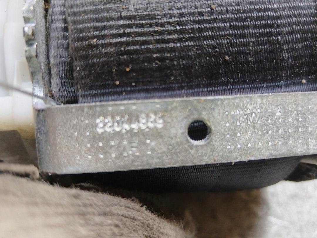 Ремень безопасности задний правый IXI3W2 Ford Galaxy купить в магазине запчастей бу