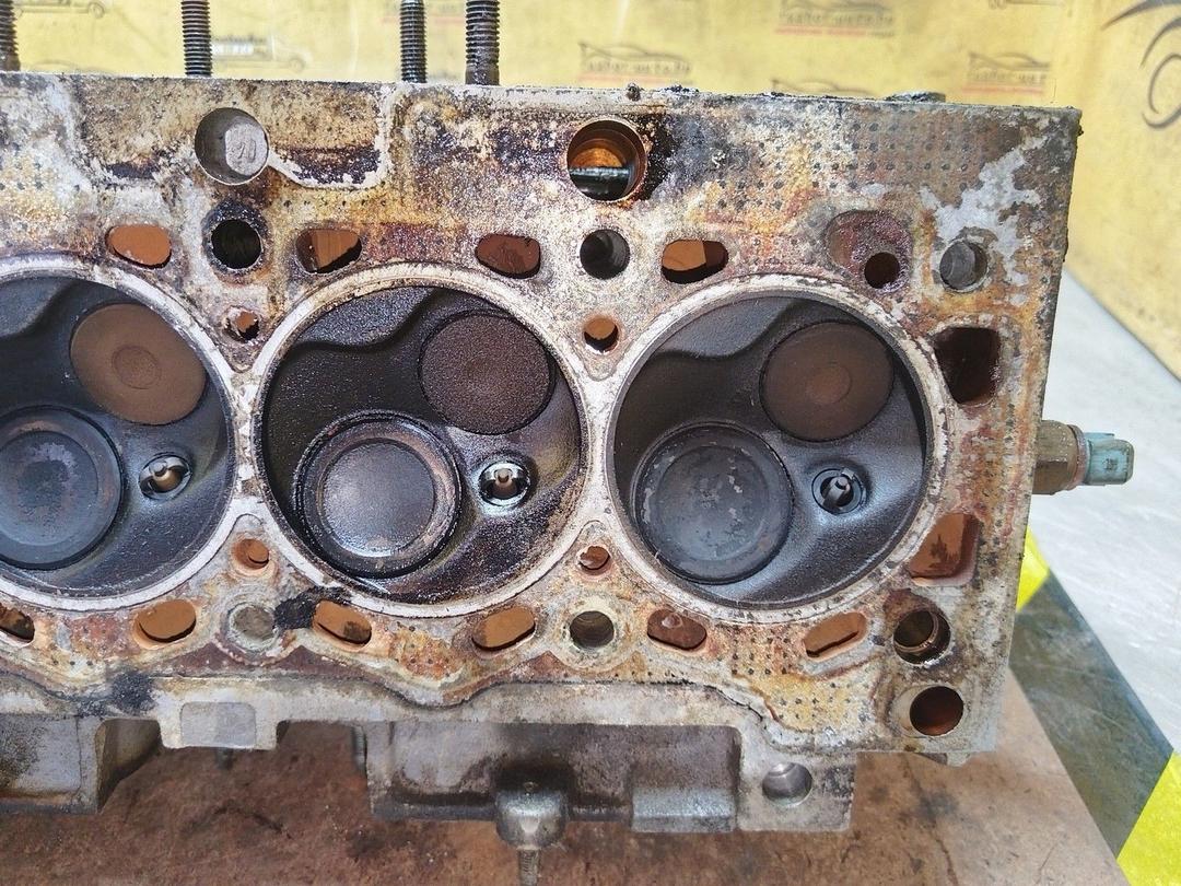 Головка блока цилиндров 84F5I9 Citroen Xsara undefined