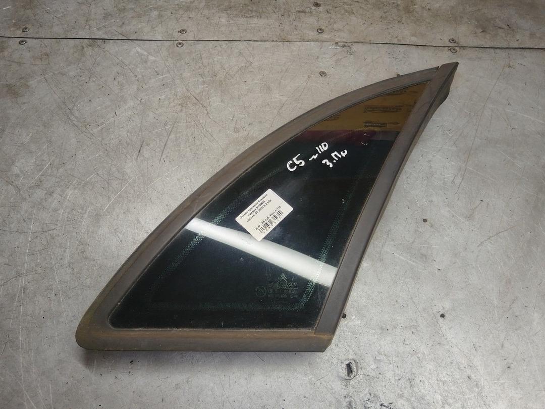 Стекло кузовное боковое правое 6V406M Citroen C5