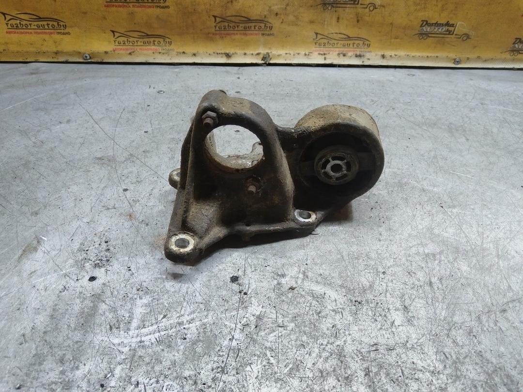 Кронштейн полуоси 0SMAF3 Peugeot 405 купить