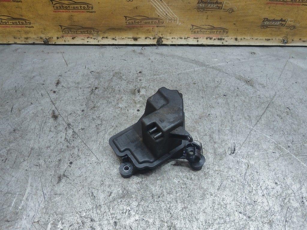 Вакуумный ресивер 4QLA4E Ford Galaxy - Фото 4