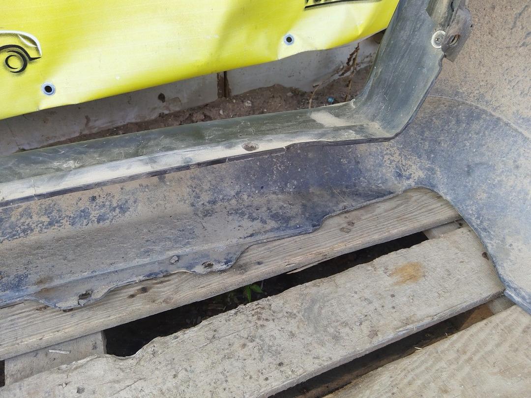 Бампер задний JWW9Y9 Fiat Palio undefined