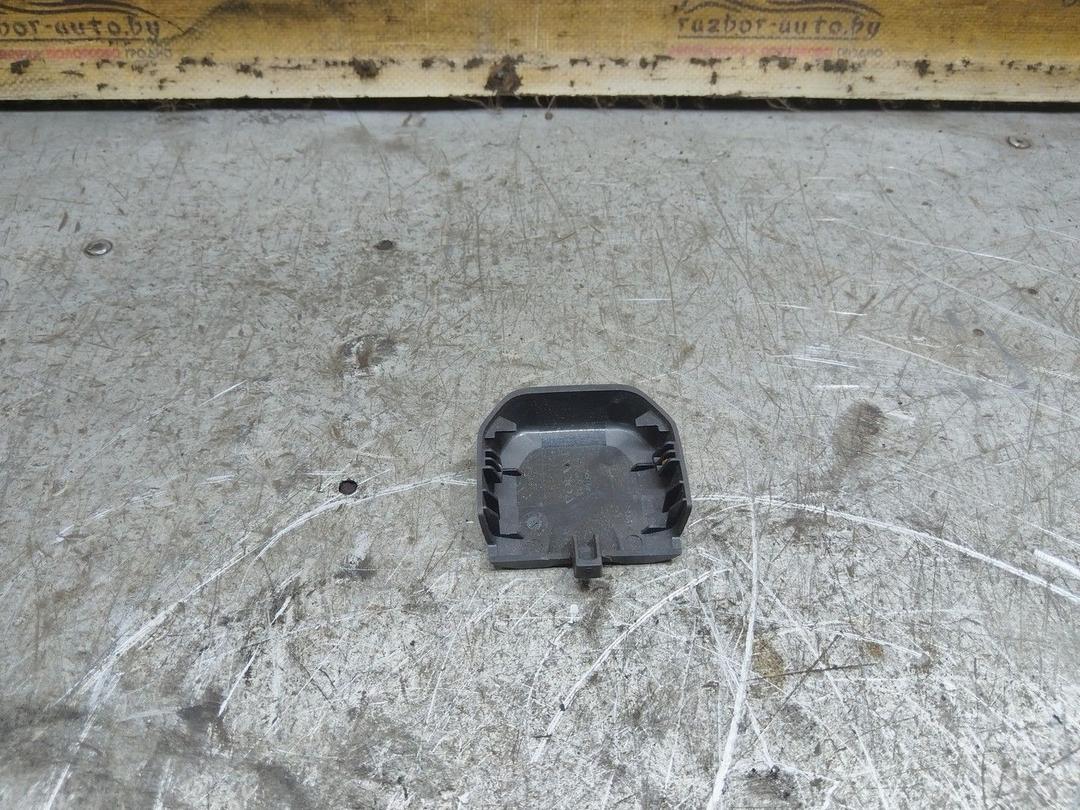 Пластик салазок сиденья X8WRF7 Volvo XC70 - Фото 3