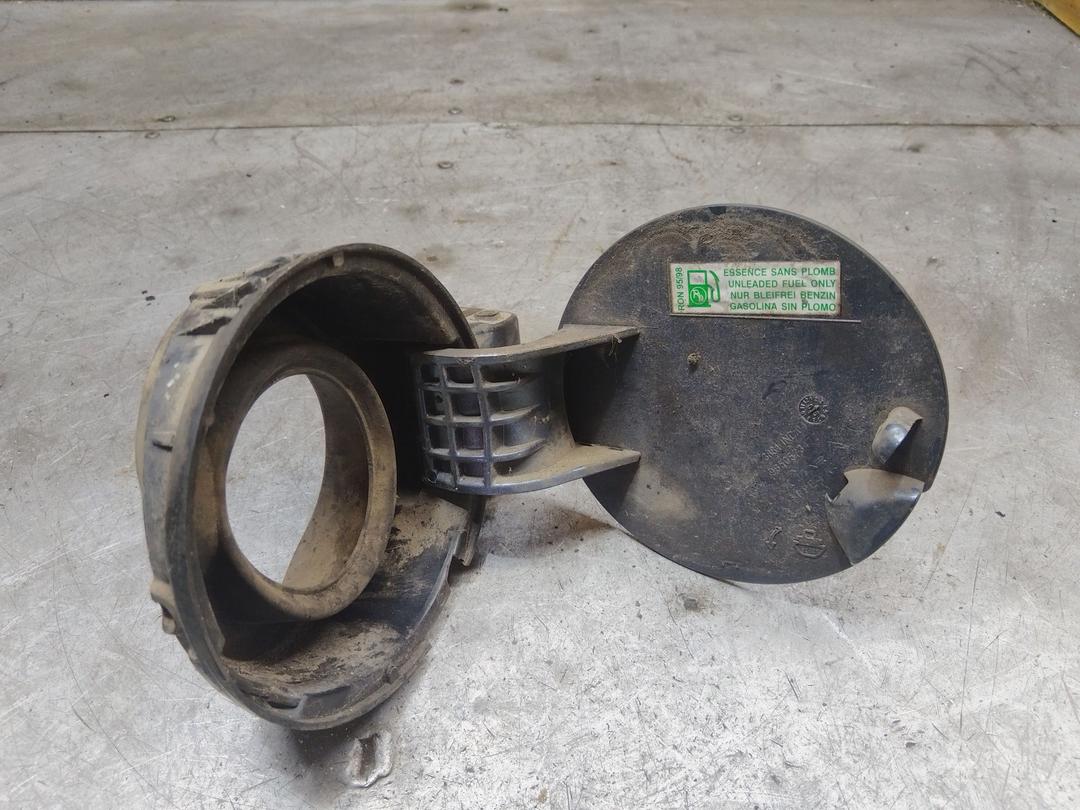 Лючок топливного бака U3X9AQ Citroen C4 - Фото 4