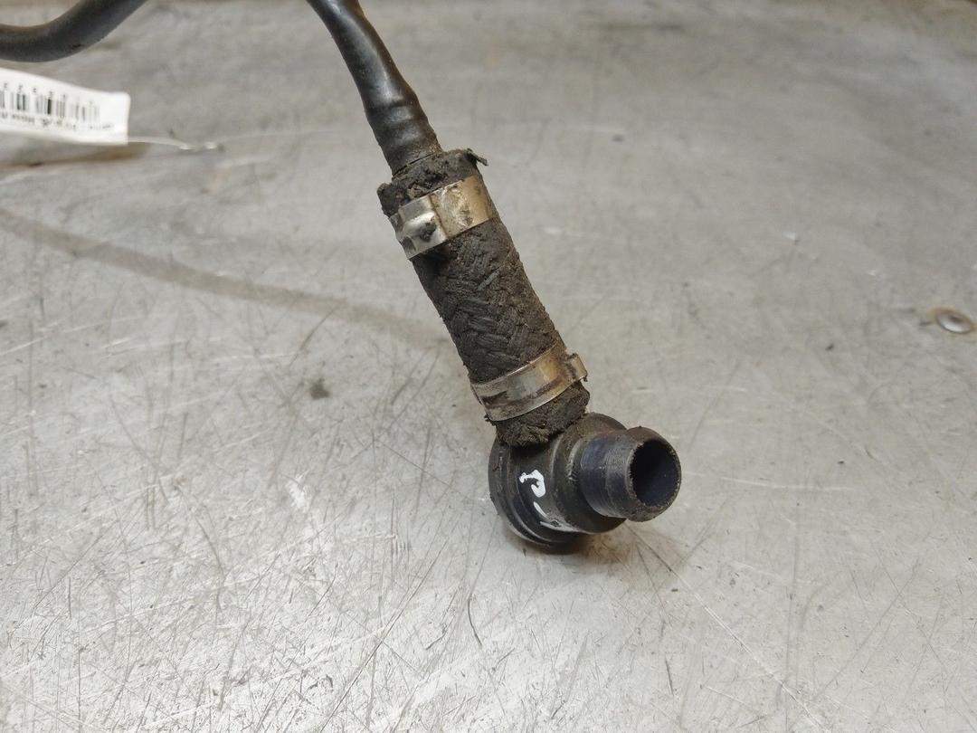 Трубка вакуумная JCZ2Q7 Peugeot 806 купить в магазине запчастей бу