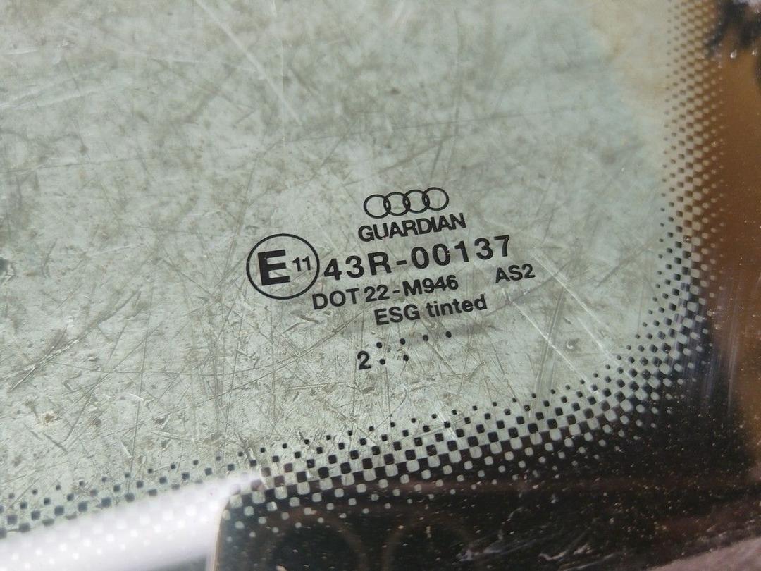 Стекло кузовное боковое правое ZVRLJ7 Audi A6 купить