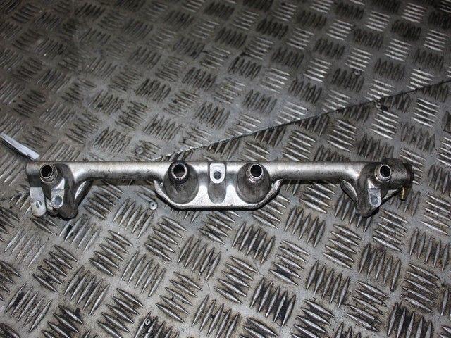 Топливная рампа 6DMB5X Ford Galaxy - Фото 3