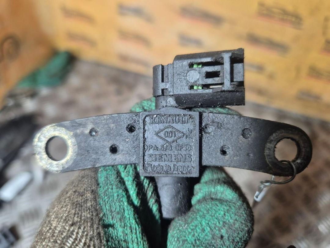 Датчик коленвала V3OU7N Renault Scenic - Фото 1