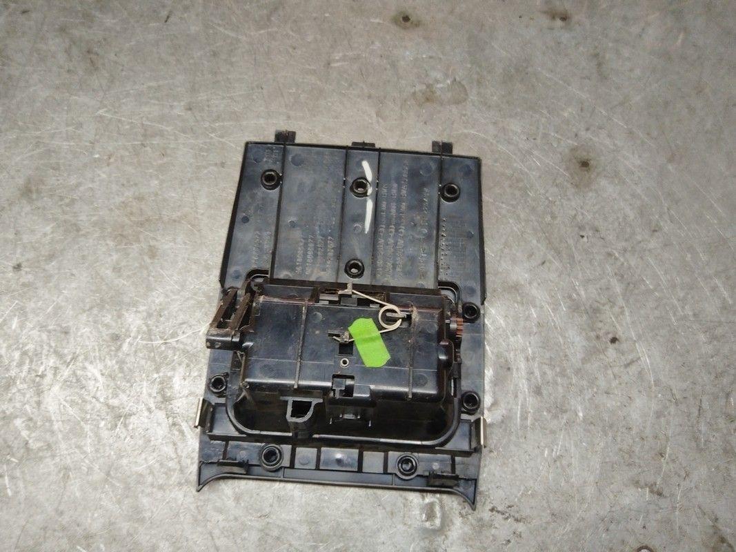 Пепельница TVW270 Peugeot 406 - Фото 3
