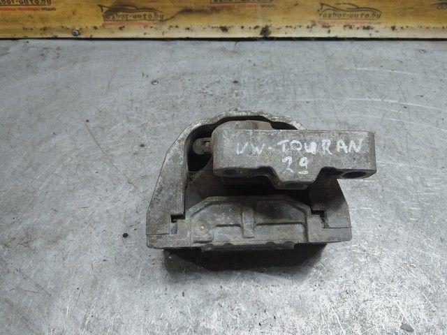 Подушка крепления двигателя KMFLC3 Volkswagen Touran купить с доставкой