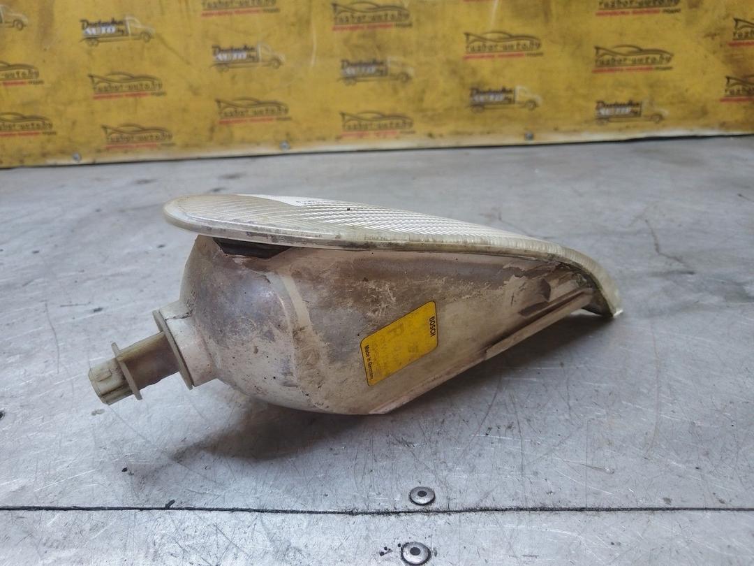 Поворотник правый 5FI1PH Volkswagen Sharan купить в магазине запчастей бу