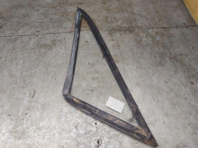 Стекло кузовное боковое правое 728RHV Audi 100 - Фото 2