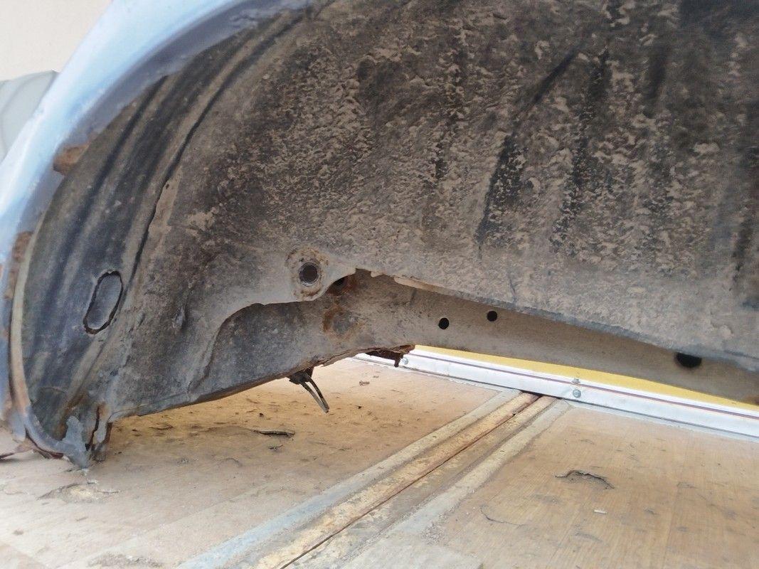 Крыло заднее левое Y94EU0 Renault Scenic undefined