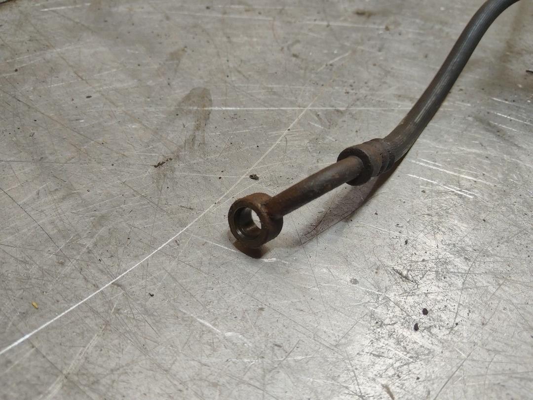 Трубка сцепления Q29FLE Hyundai Trajet купить