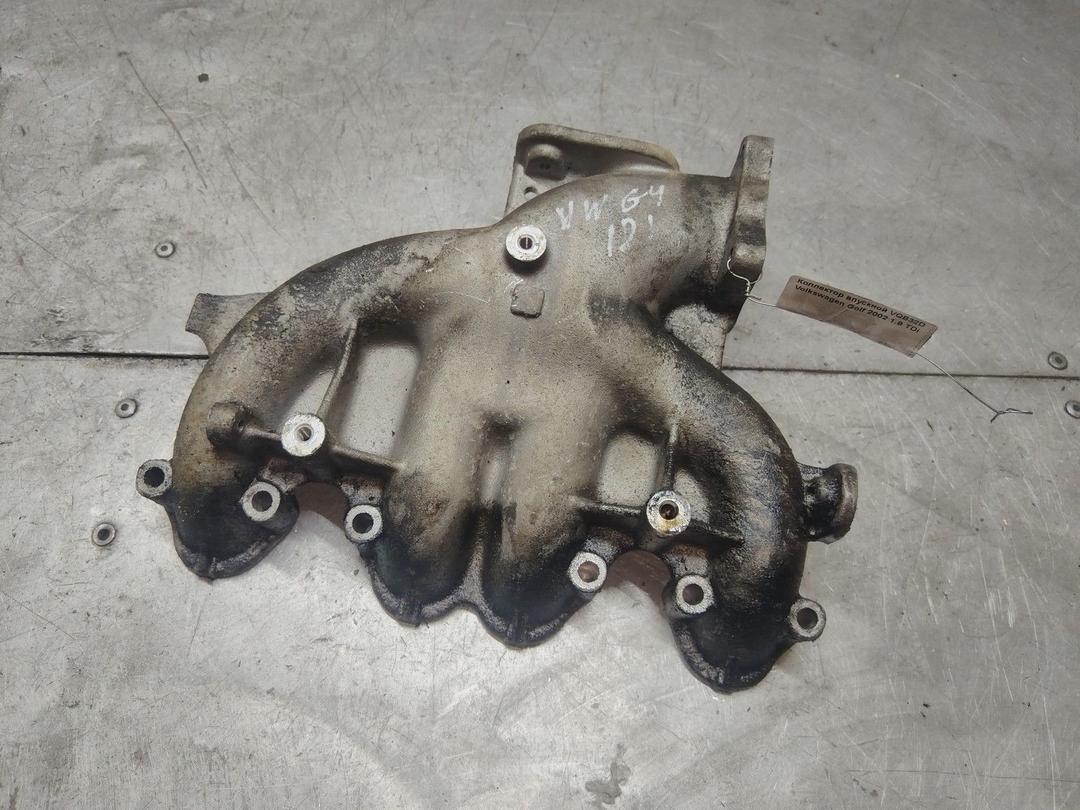 Коллектор впускной VQB32D Volkswagen Golf