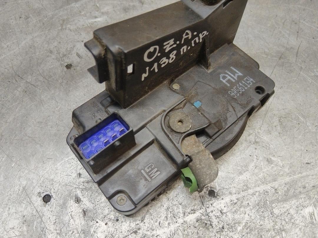 Замок двери передней правой VXPHFB Opel Zafira купить в магазине запчастей бу