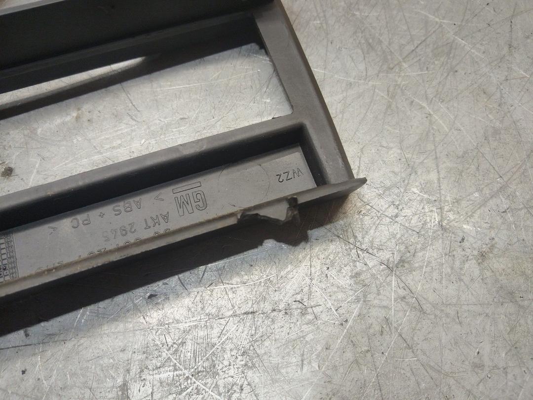 Рамка под магнитолу 960Q3U Opel Astra - Фото 9