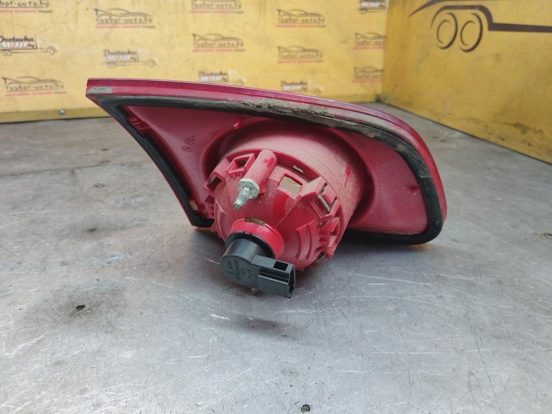 Фонарь крышки багажника правый 39F6K4 Volkswagen Passat - Фото 2