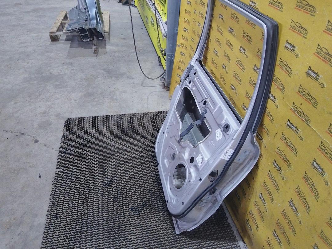 Дверь задняя левая PVH1F1 Volvo V70 undefined