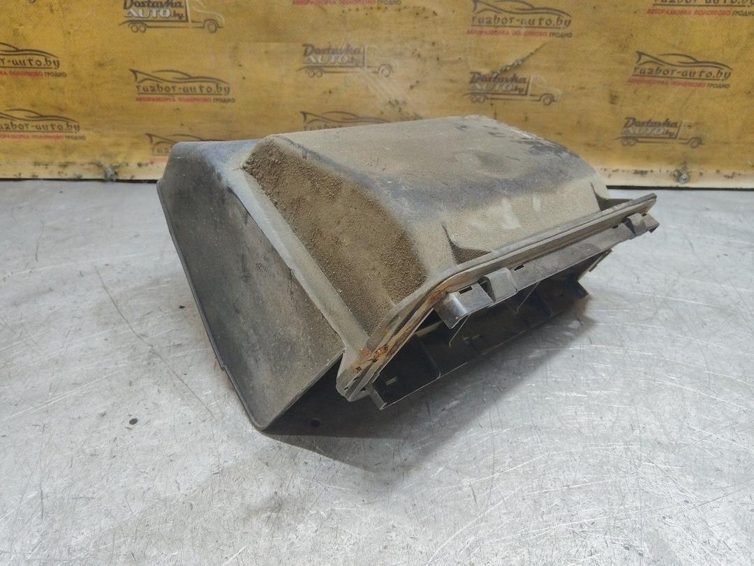 Решетка вентиляции кузова YG101X Peugeot 605 - Фото 2