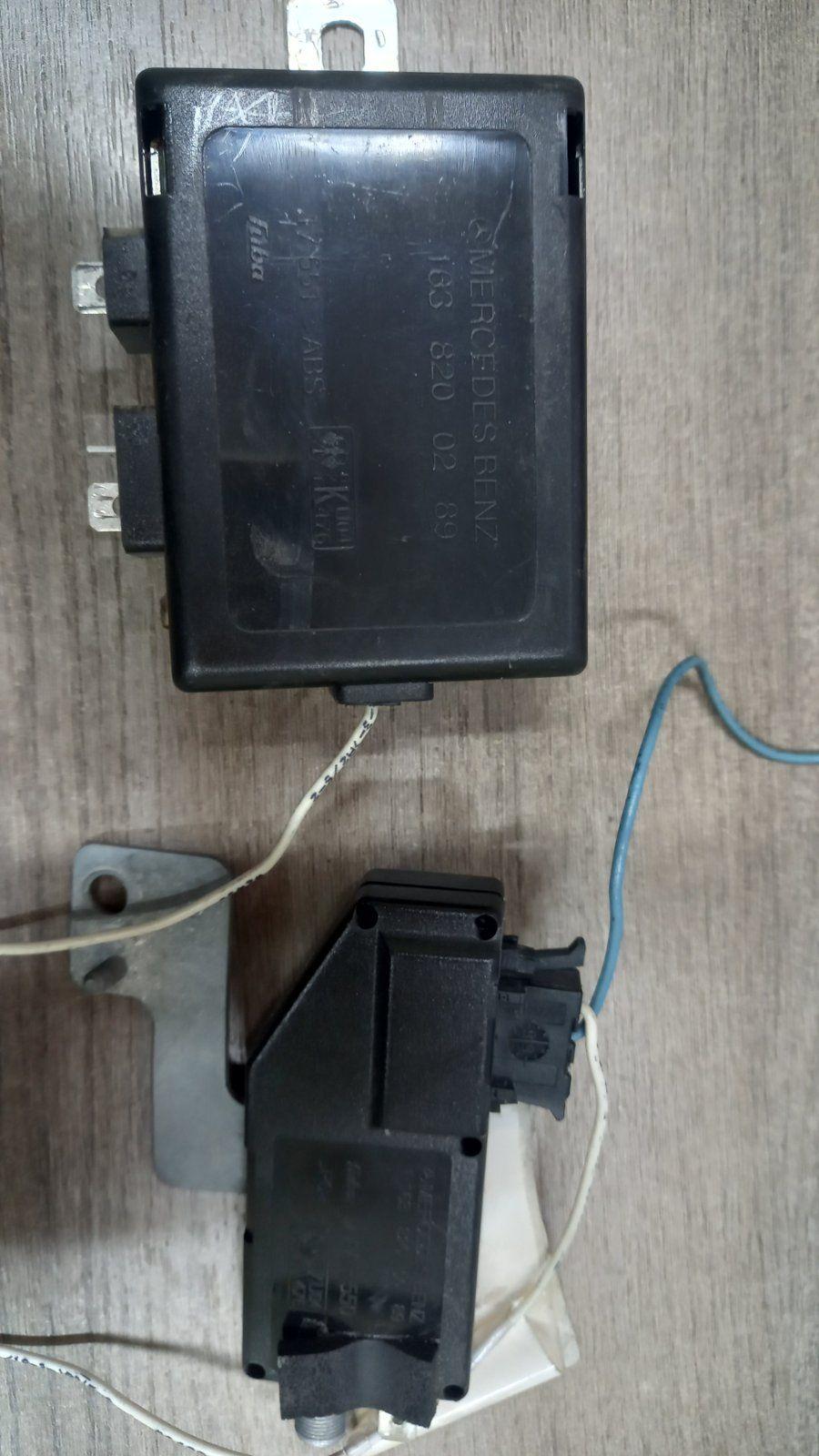 Усилитель антенны AX6WO3 Mercedes ML W163 - Фото 1