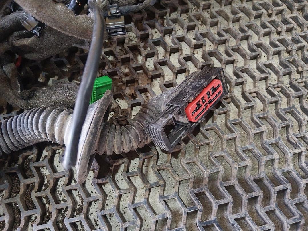 Проводка салона JVJNTP Volvo S40 - Фото 11