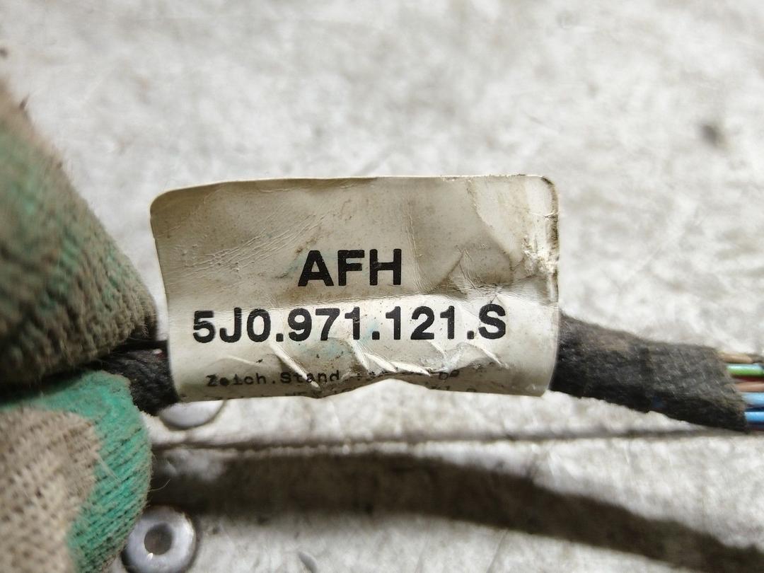 Проводка двери передней правой 75TQ8K Skoda Fabia купить в магазине запчастей бу