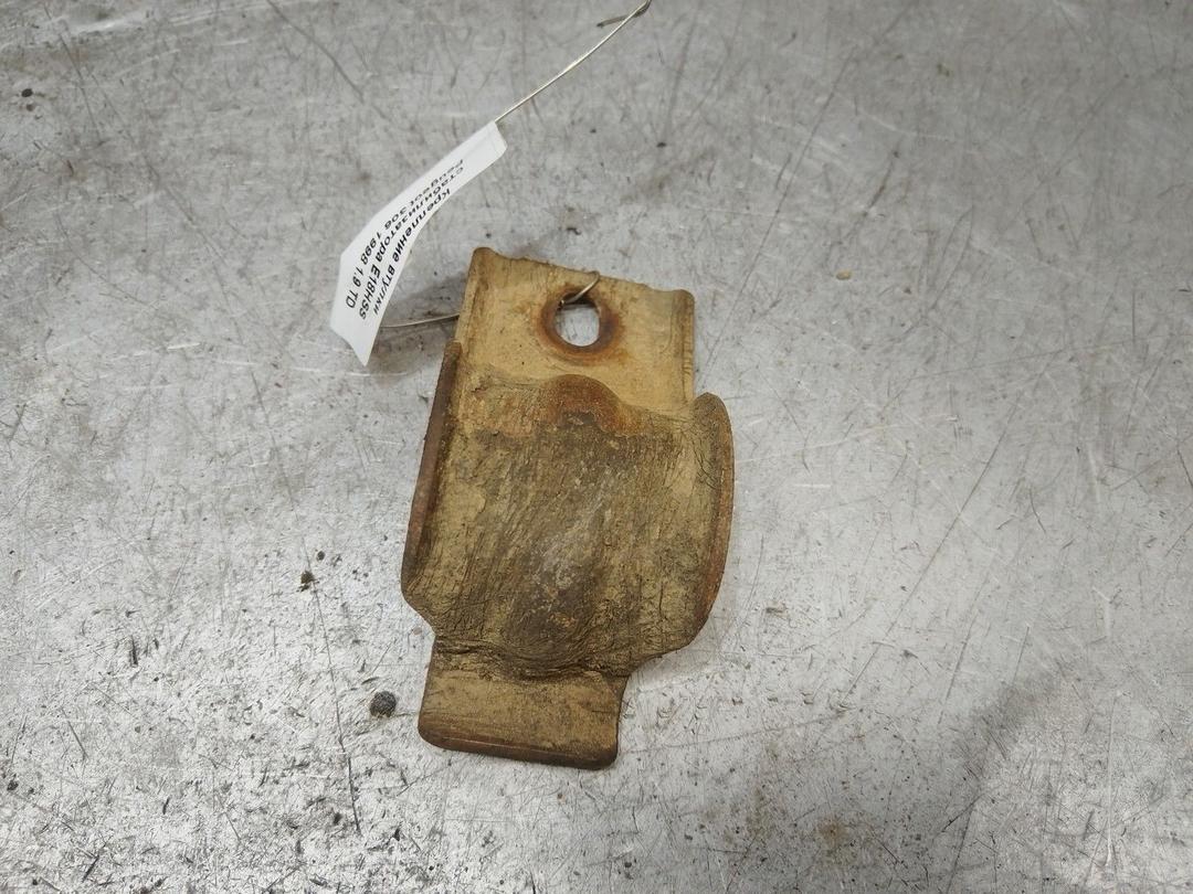 Крепление втулки стабилизатора E18HSS Peugeot 306