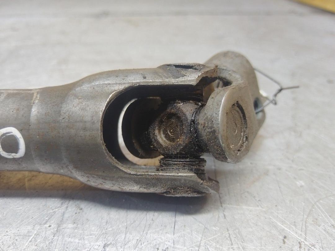 Рулевой карданчик I3MQW7 Opel Zafira - Фото 2