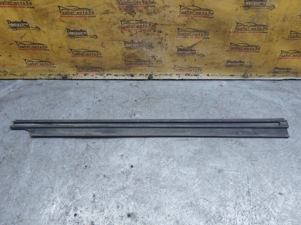 Молдинг двери задней правой ZV1YLC Audi 100 - Фото 3