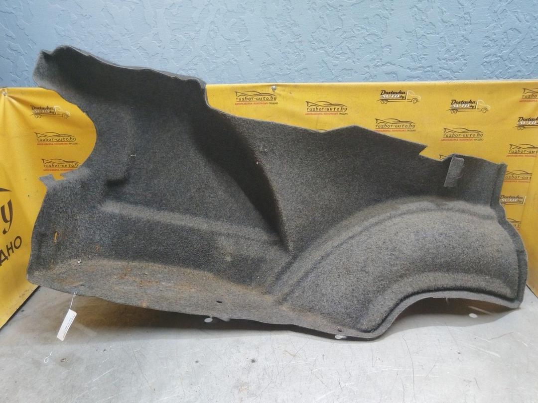 Обшивка багажника J8Z8QK Audi 100