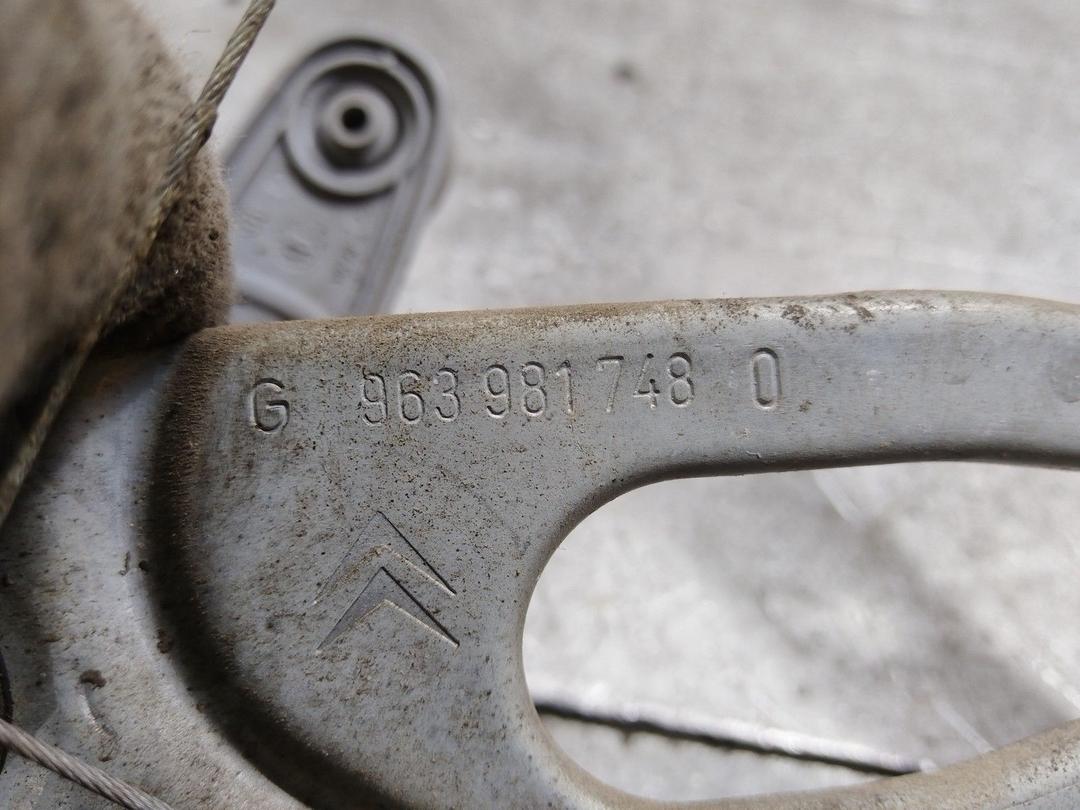 Стеклоподъемник задний левый 5OAF0Q Citroen C3 купить в магазине запчастей бу