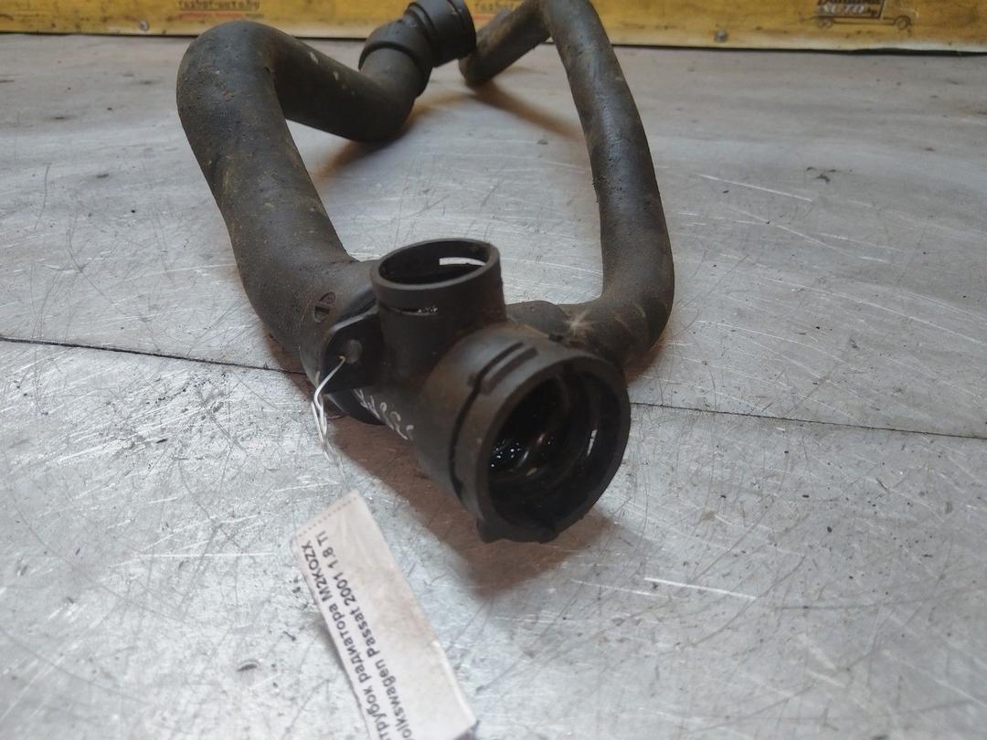 Патрубок радиатора M2KOZX Volkswagen Passat купить