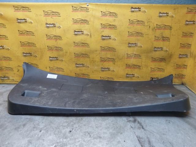 Обшивка крышки багажника 61JPCV Toyota Corolla купить в магазине запчастей бу