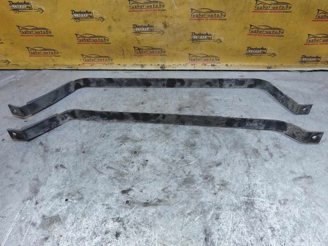 Крепление топливного бака C9V445 Ford Fusion