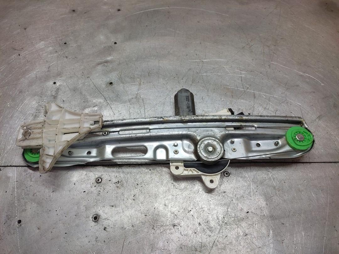 Стеклоподъемник электрический задний левый A2P0H5 Opel Signum