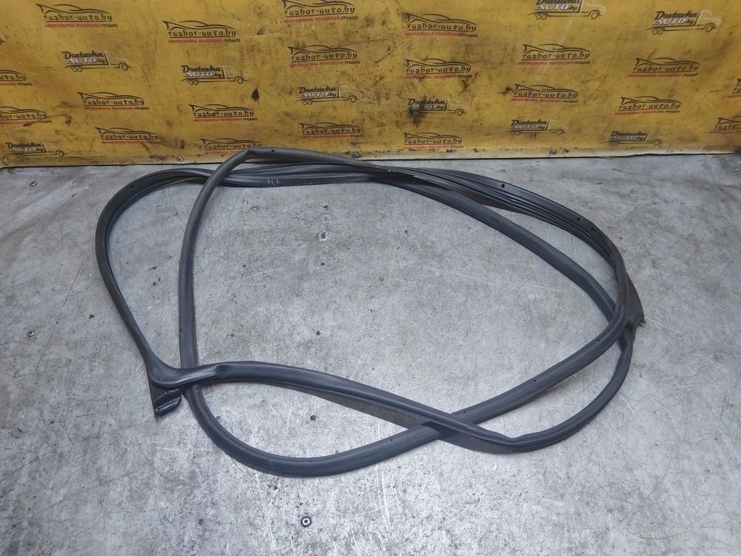 Уплотнитель двери передней левой 7UQJUG Honda Accord купить в магазине запчастей бу